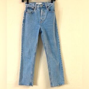 Abercrombie & Fitch The 90’s Straight Ultra High Rise Jeans 23 Blue Casual Fall